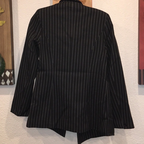 Romeo & Juliet Couture Pinstriped Blazer sz Small - Picture 2 of 6